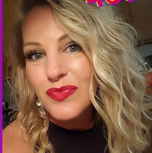 Meet your Posher, Cynthia